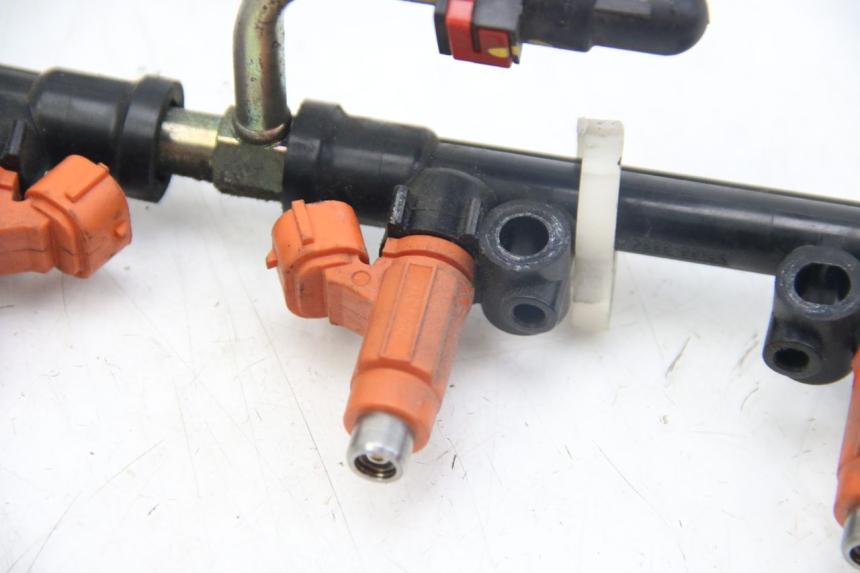 photo de INJECTOR KAWASAKI Z ABS 1000 (2014 - 2020) - Alternative perspective