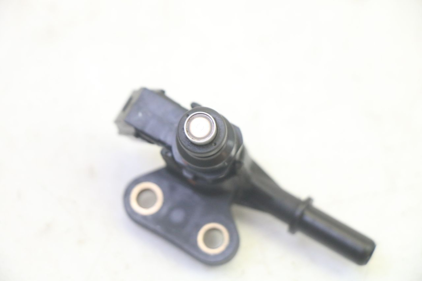 photo de INJECTOR PIAGGIO ZIP 4T 50 (2018 - 2020) - Fixing points details