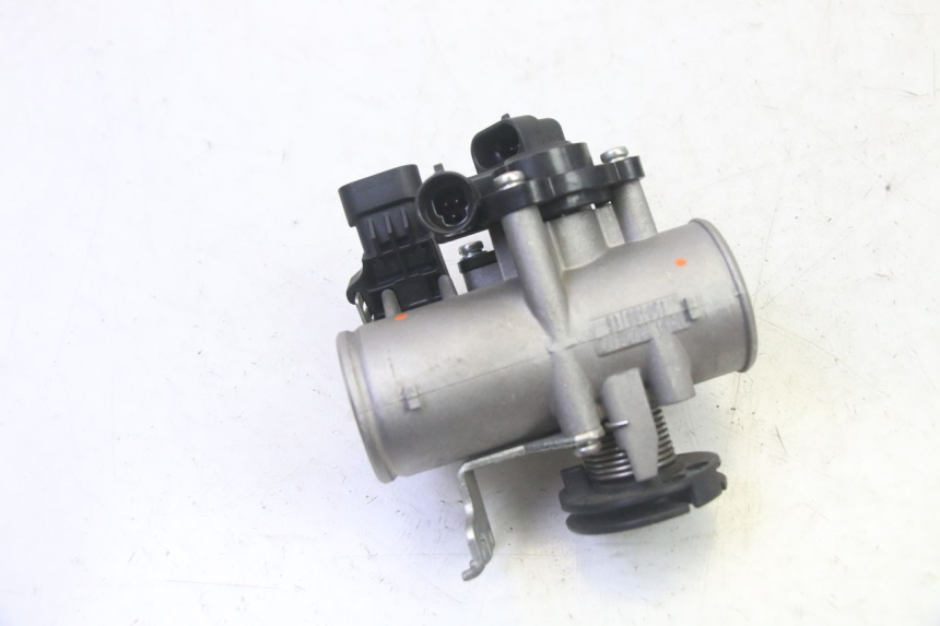 photo de INJECTION THROTTLE BODIES QUADRO 4 4D 350 (2015 - 2018) - Component detail