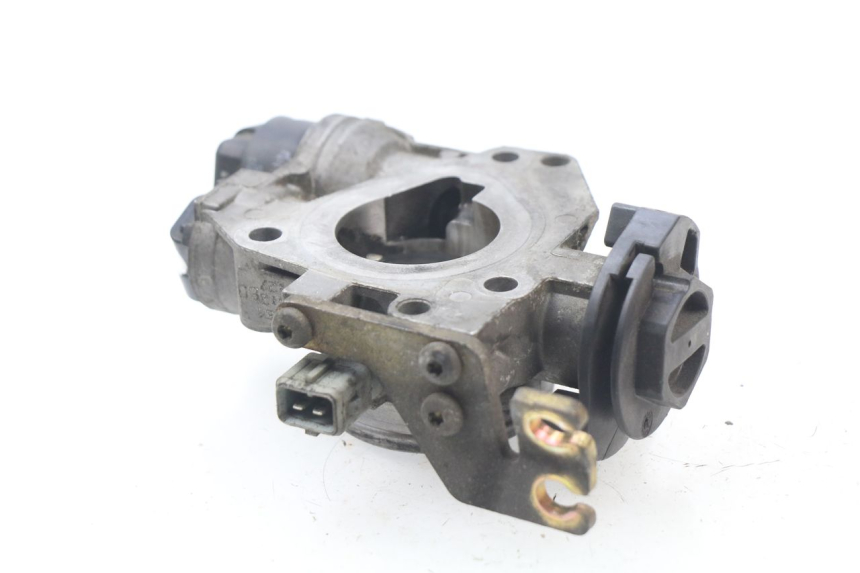 photo de INJECTION THROTTLE BODIES PIAGGIO BEVERLY 500 (2003 - 2007) - Alternative perspective