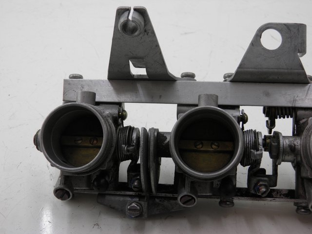 photo de INJECTION THROTTLE BODIES BMW K 75 RT ABS 750 (1989 - 1997) - Component detail