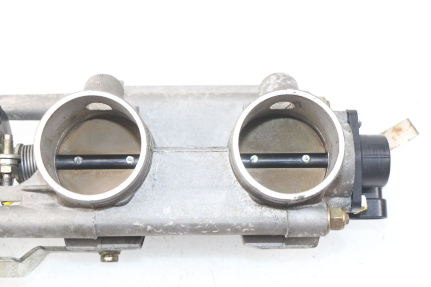 photo de INJECTION THROTTLE BODIES MV AGUSTA BRUTALE R WALLY 910 (2008 - 2008) - Additional view of the item