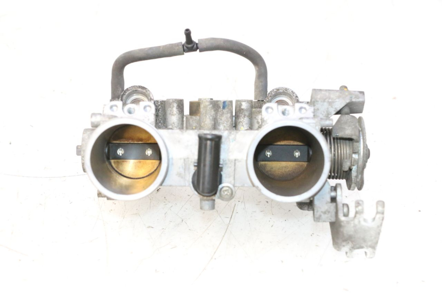 photo de INJECTION THROTTLE BODIES SUZUKI BURGMAN EXECUTIVE ABS 650 (2006 - 2012) - Zoom on usage condition