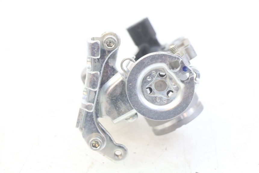 photo de INJECTION HONDA CRF CR-F 125 (2022 - 2023) - Fixing points details