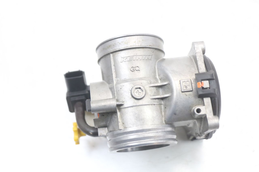 photo de INJECTION THROTTLE BODIES HONDA CRF R 250 (2020 - 2021) - Zoom on usage condition
