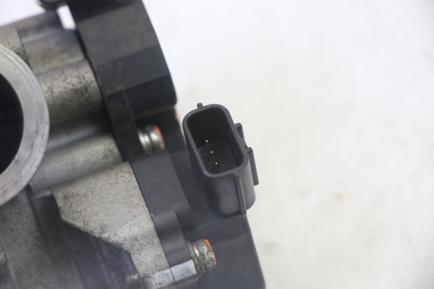 photo de INJECTION THROTTLE BODIES YAMAHA CYGNUS X INJECTION 125 (2007 - 2013) - Zoom on usage condition