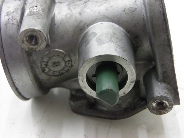 photo de INJECTION THROTTLE BODIES DAELIM VJ ROADWIN 125 (2008 - 2010) - Zoom on usage condition