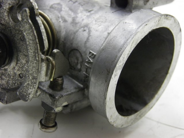 photo de INJECTION THROTTLE BODIES DAELIM VJ ROADWIN 125 (2008 - 2010) - Technical close-up