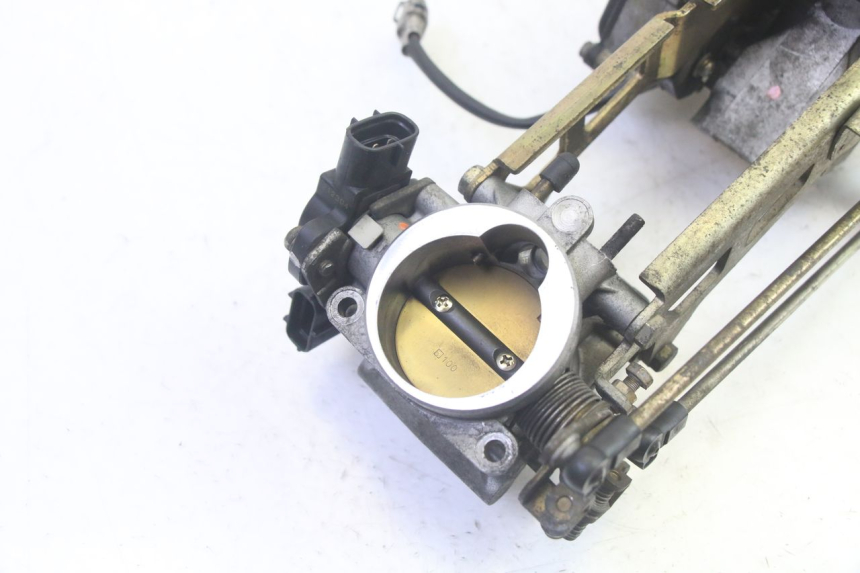 photo de INJECTION THROTTLE BODIES SUZUKI DL V STROM 1000 (2002 - 2007) - Component detail