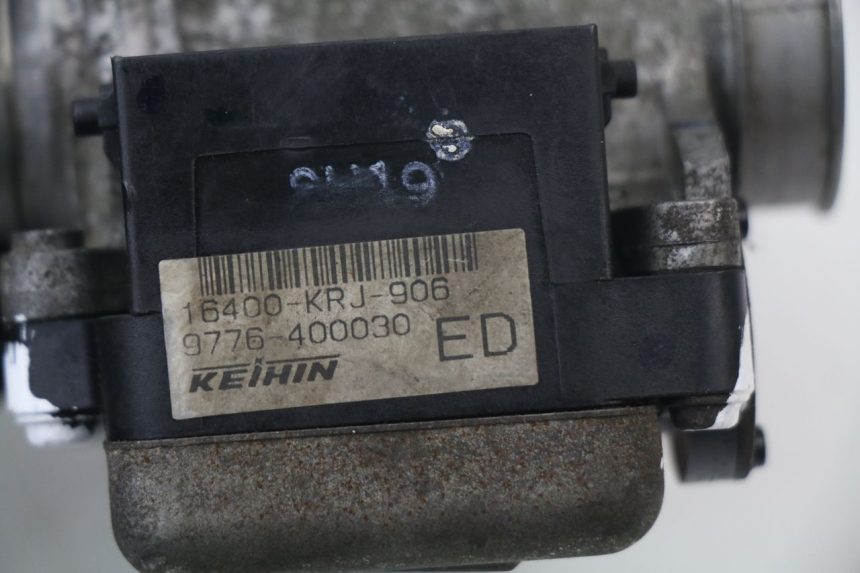 photo de INJECTION THROTTLE BODIES HONDA FES PANTHEON 125 (2003 - 2007) - Component detail