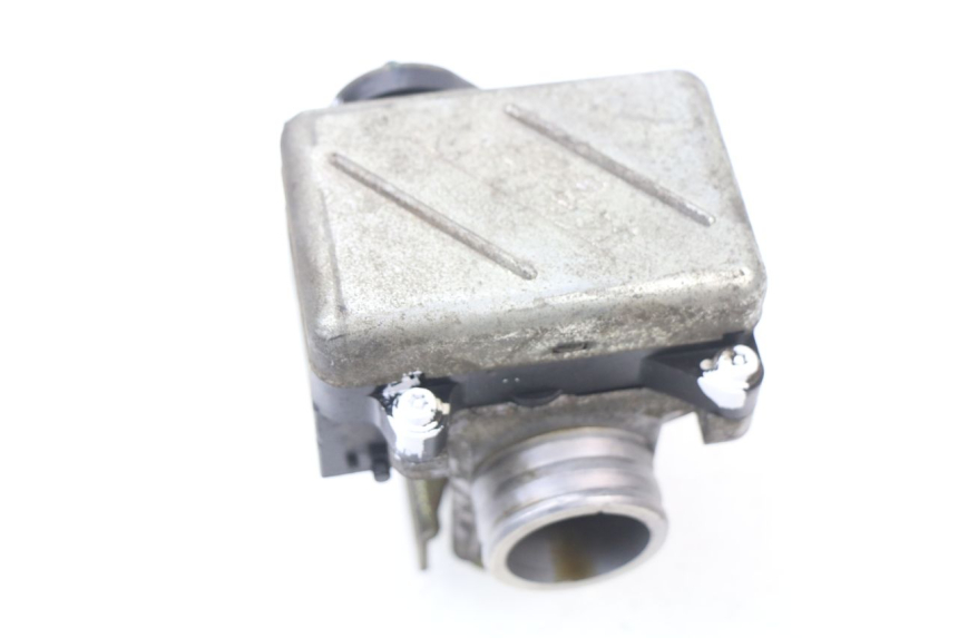 photo de INJECTION THROTTLE BODIES HONDA FES PANTHEON 125 (2003 - 2007) - Component zoom