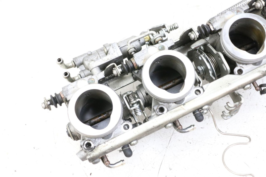 photo de INJECTION YAMAHA FJR ABS 1300 (2006 - 2012) - Fixing points details