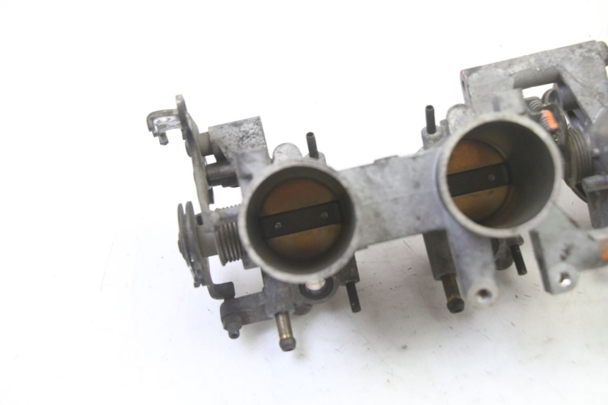 photo de INJECTION THROTTLE BODIES YAMAHA FZ6 FAZER S2 600 (2007 - 2011) - Component detail