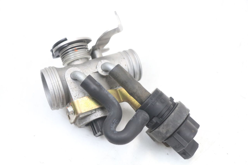 photo de INJECTION THROTTLE BODIES PEUGEOT GEOPOLIS RS 125 (2007 - 2009) - Alternative perspective