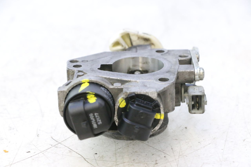 photo de INJECTION THROTTLE BODIES GILERA GP 800 (2007 - 2013) - Technical close-up