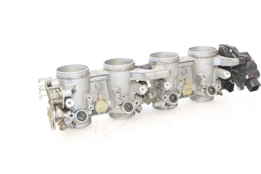 photo de INJECTION THROTTLE BODIES SUZUKI GSR 600 (2005 - 2012) - Zoom on usage condition