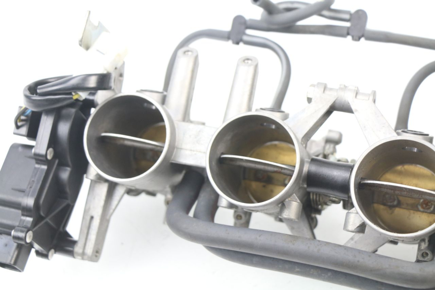 photo de INJECTION THROTTLE BODIES SUZUKI GSX-R GSXR 600 (2008 - 2010) - Component detail