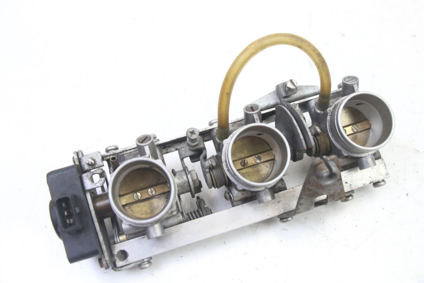 photo de INJECTION THROTTLE BODIES BMW K 75 RT 750 (1989 - 1997) - Component detail