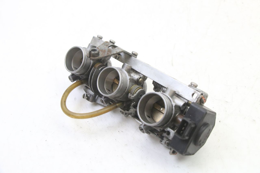 photo de INJECTION THROTTLE BODIES BMW K 75 RT 750 (1989 - 1997) - Zoom on usage condition