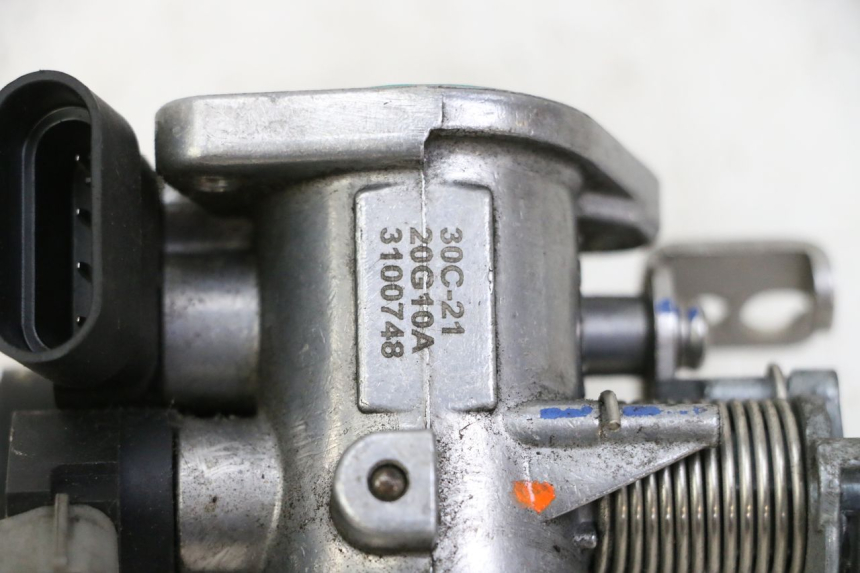 photo de INJECTION THROTTLE BODIES KEEWAY K-LIGHT KLIGHT 125 (2018 - 2025) - Fixing points details