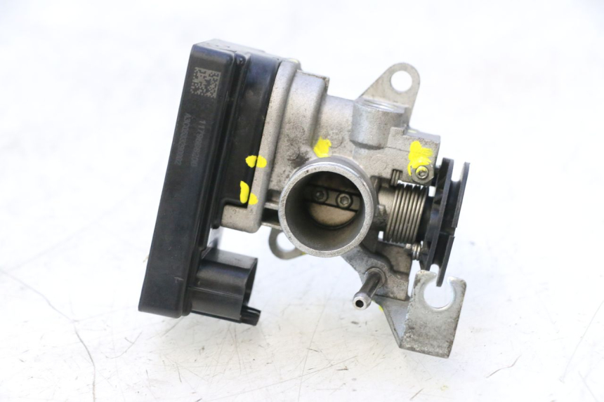 photo de INJECTION PEUGEOT KISBEE 4T 50 (2018 - 2022) - Surface and material condition