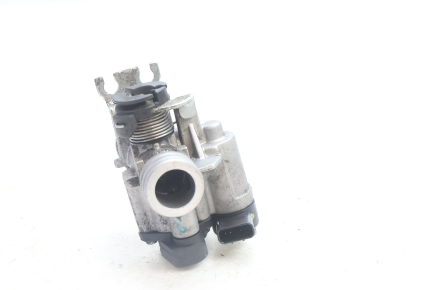 photo de INJECTION THROTTLE BODIES PIAGGIO LIBERTY IGET 4T 50 (2021 - 2025) - Technical close-up
