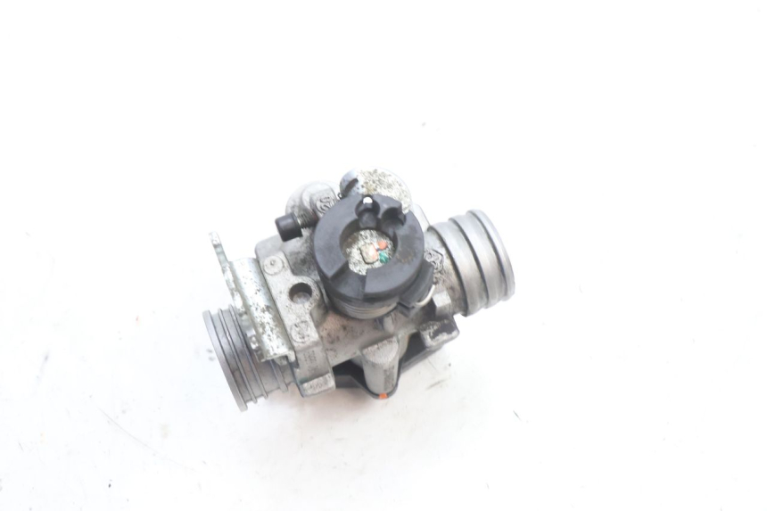 photo de INJECTION THROTTLE BODIES PIAGGIO LIBERTY IGET 4T 50 (2021 - 2025) - Fixing points details
