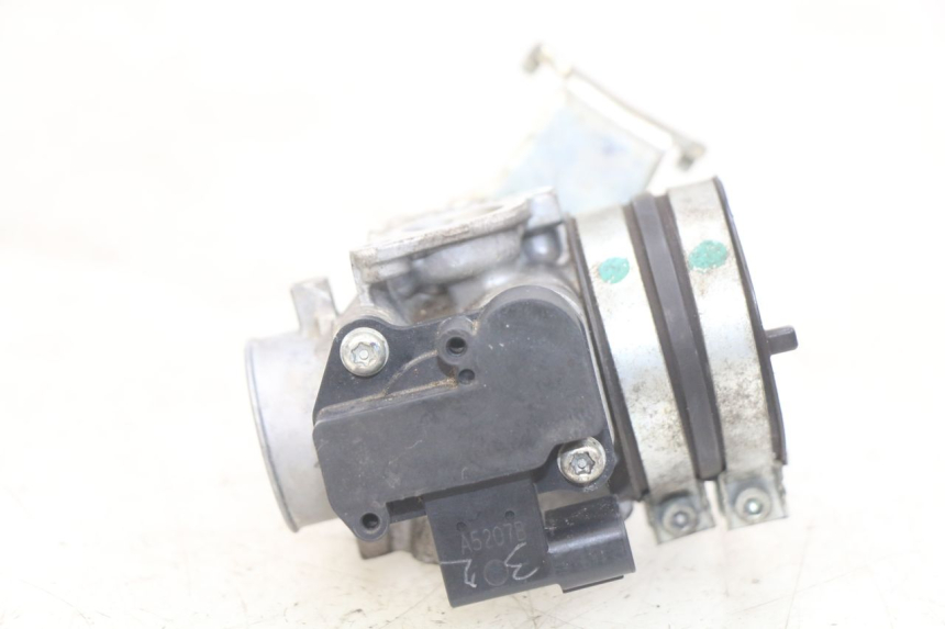 photo de INJECTION YAMAHA MT ABS 125 (2014 - 2018) - Surface and material condition