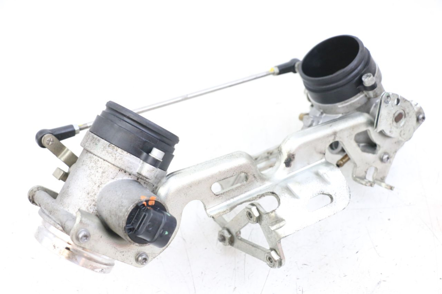photo de INJECTION THROTTLE BODIES MOTO GUZZI NORGE 8V GT 1200 (2011 - 2016) - Main view