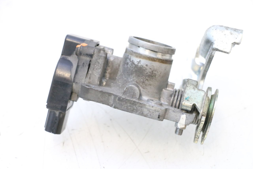 photo de INJECTION THROTTLE BODIES HONDA PCX (JF57/JF64) 125 (2014 - 2018) - Surface and material condition