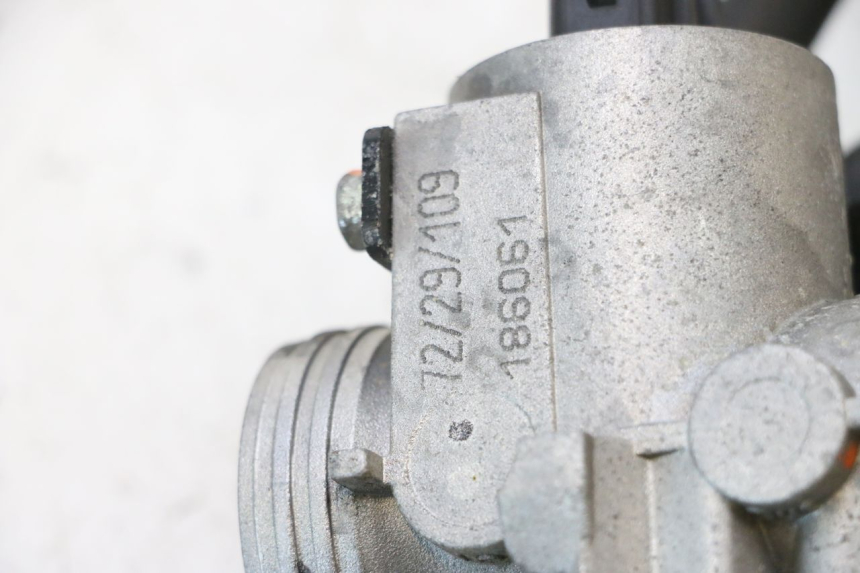 photo de INJECTION THROTTLE BODIES PEUGEOT SATELIS COMPRESSOR K15 125 (2006 - 2009) - Technical close-up