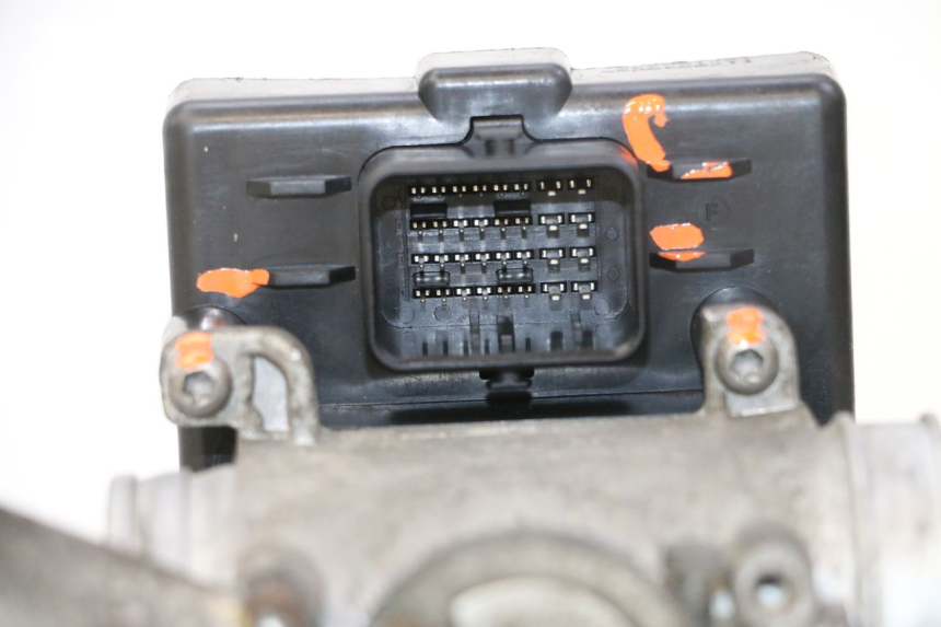 photo de INJECTION THROTTLE BODIES PEUGEOT SATELIS 125 (2013 - 2018) - Checked used part