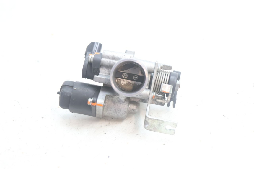 photo de INJECTION THROTTLE BODIES MASH SEVENTY FIVE 125 (2013 - 2021) - Technical close-up