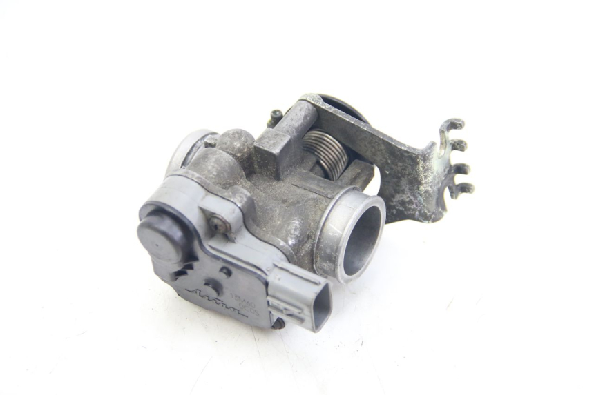 photo de INJECTION SUZUKI SIXTEEN 125 (2008 - 2010) - Main view