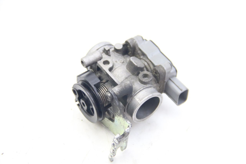 photo de INJECTION SUZUKI SIXTEEN 125 (2008 - 2010) - Component detail