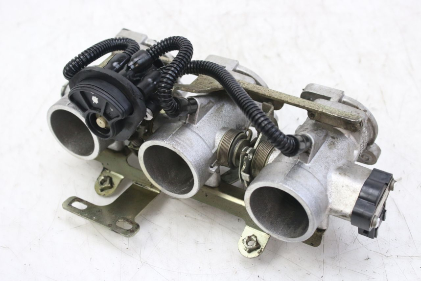 photo de INJECTION TRIUMPH SPRINT ST 955 (1999 - 2001) - Main view