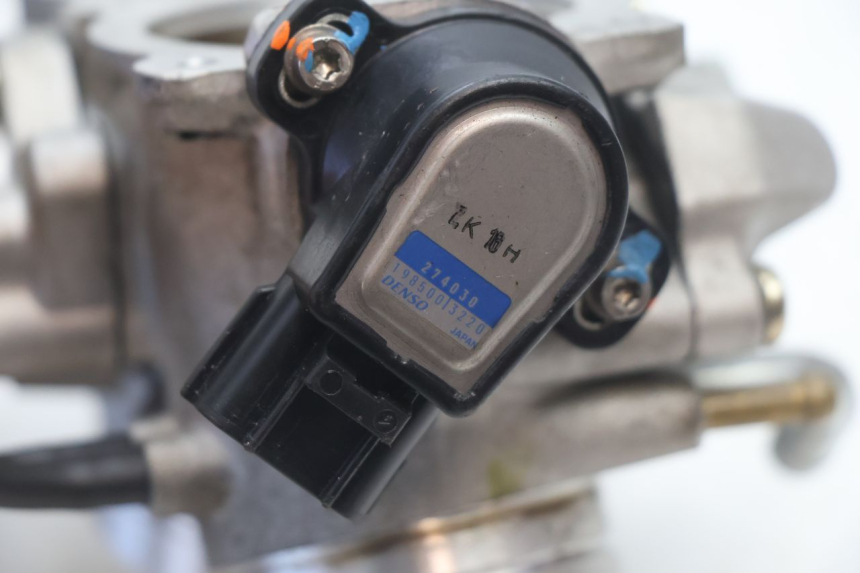 photo de INJECTION THROTTLE BODIES CAN-AM SPYDER RS 1000 (2008 - 2012) - Alternative perspective