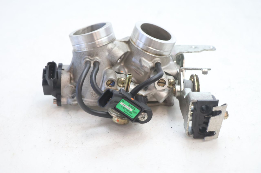 photo de INJECTION THROTTLE BODIES CAN-AM SPYDER RS 1000 (2008 - 2012) - Checked used part