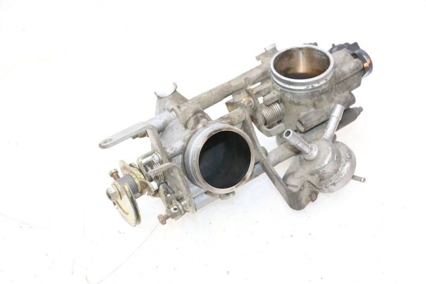 photo de INJECTION THROTTLE BODIES DUCATI SS IE DS CARENEE 1000 (2002 - 2006) - Surface and material condition