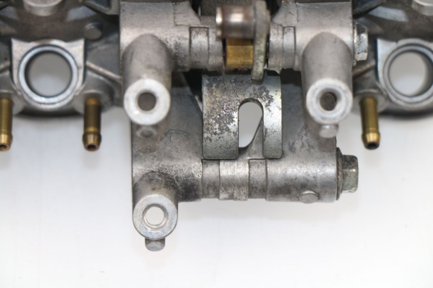 photo de INJECTION THROTTLE BODIES TRIUMPH STREET TRIPLE 675 (2007 - 2012) - Technical close-up