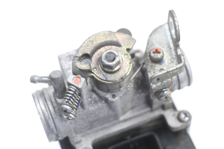 photo de INJECTION THROTTLE BODIES KYMCO SUPER 8 4T 50 (2021 - 2024) - Fixing points details