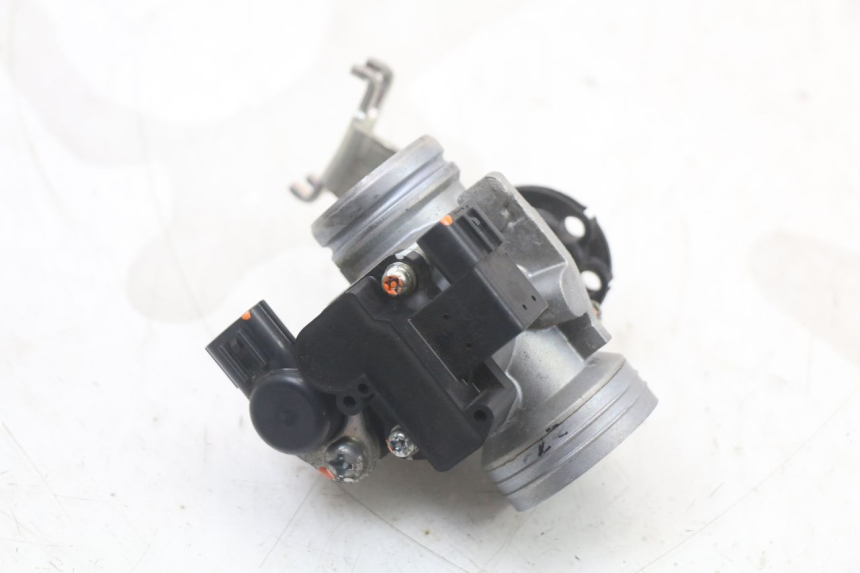 photo de INJECTION THROTTLE BODIES SUZUKI BURGMAN 125 (2018 - 2021) - Fixing points details