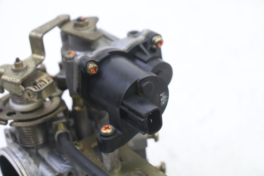 photo de INJECTION THROTTLE BODIES SUZUKI SV S 650 (2003 - 2009) - Fixing points details