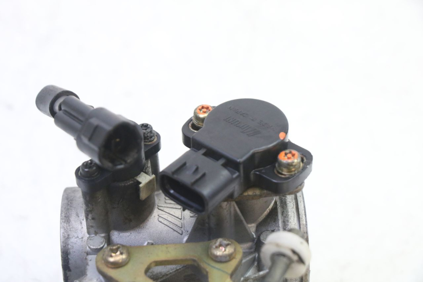 photo de INJECTION THROTTLE BODIES SUZUKI SV S 650 (2003 - 2009) - Surface and material condition