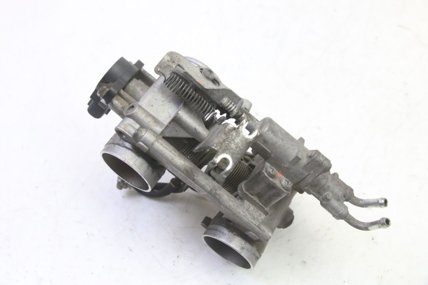 photo de INJECTION YAMAHA TDM ABS 900 (2002 - 2014) - Technical close-up