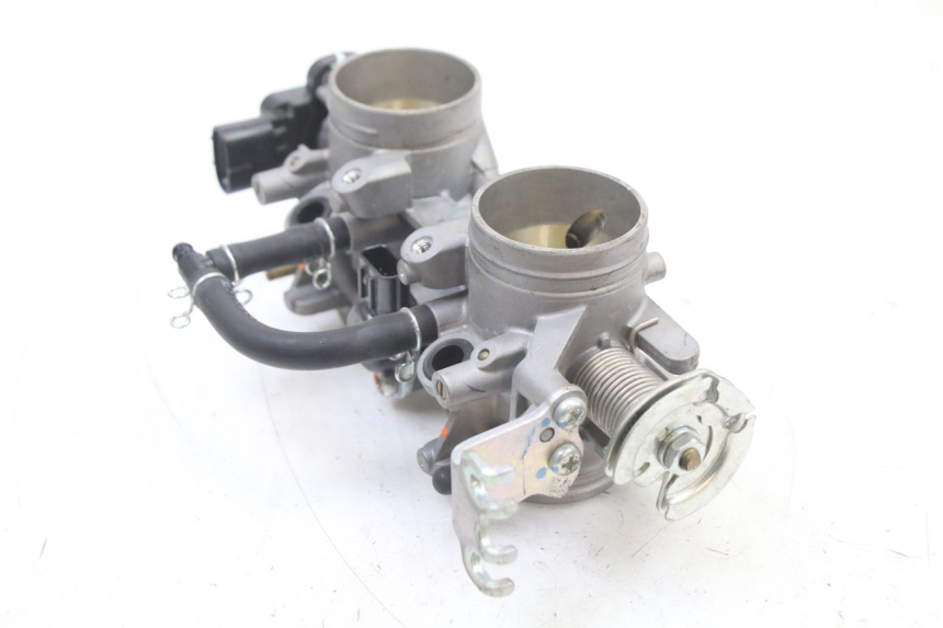 photo de INJECTION THROTTLE BODIES YAMAHA TRACER 7 700 (2020 - 2024) - Fixing points details
