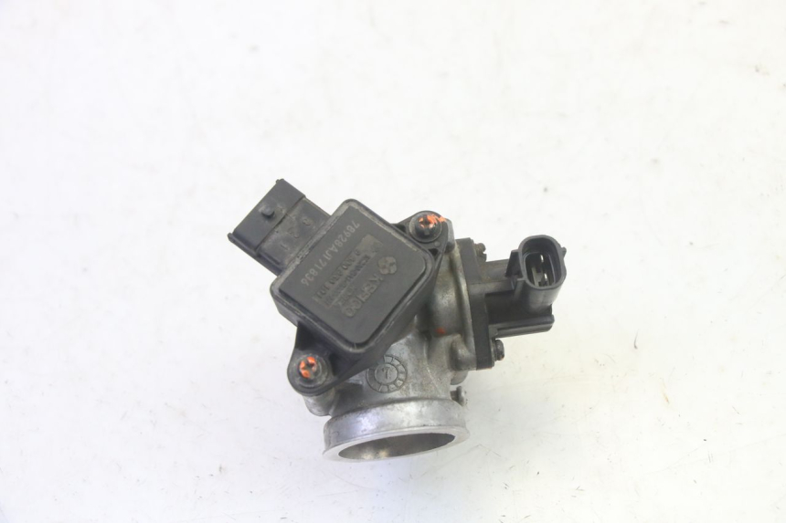 photo de INJECTION DAELIM VJ ROADWIN FI 125 (2008 - 2017) - Fixing points details