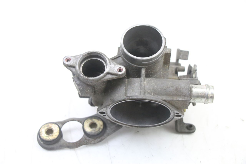 photo de INJECTION THROTTLE BODIES YAMAHA X-MAX XMAX ABS 250 (2010 - 2012) - Fixing points details