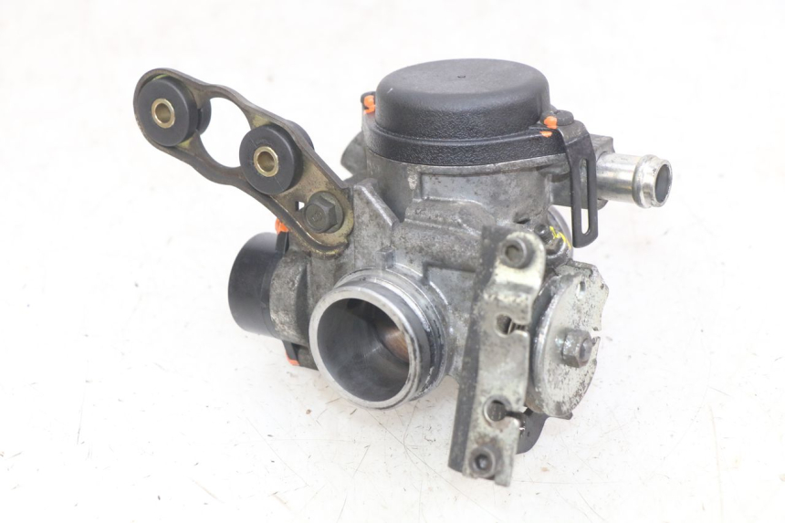 photo de INJECTION YAMAHA X-MAX XMAX 250 (2006 - 2009) - Distinctive features