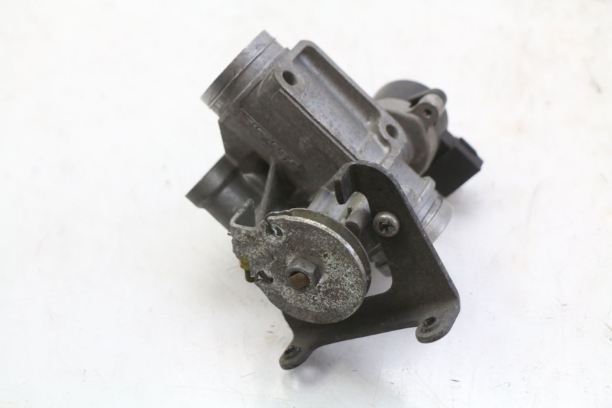 photo de INJECTION YAMAHA XMAX X-MAX 125 (2006 - 2009) - Technical close-up